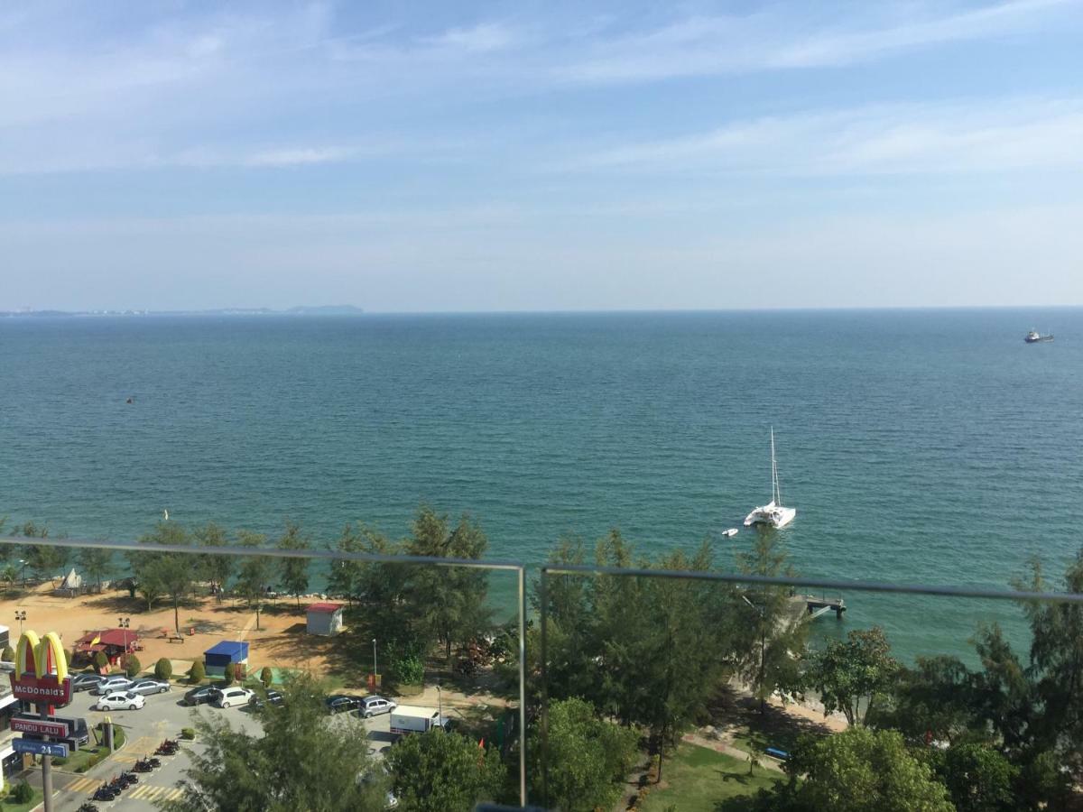 DWharf Port Dickson (Private Condo) Porto Dickson Exterior foto